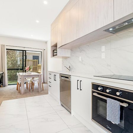 Cozy Brand New Townhouse 15 Auckland Exterior photo
